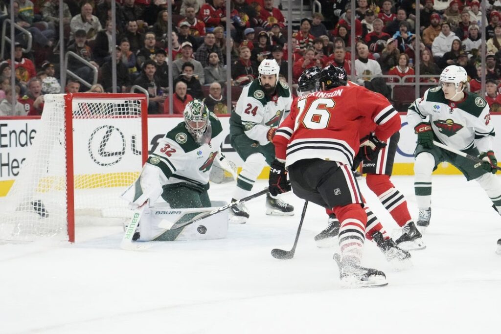 Wild, Blackhawks