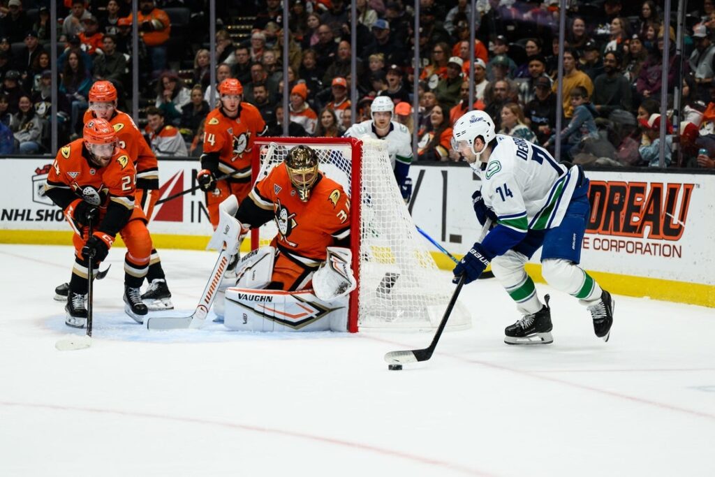 Canucks, Ducks