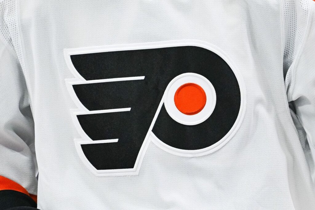 flyers logo