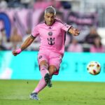 luis suarez inter miami kick