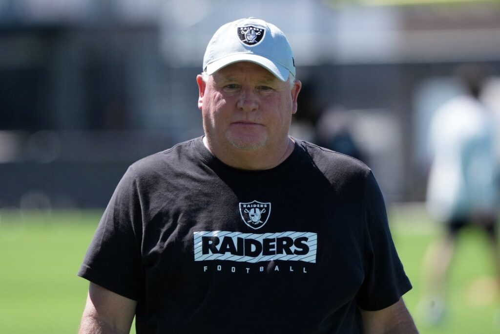 chip kelly raiders