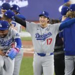 dodgers celebrate ohtani blue jays