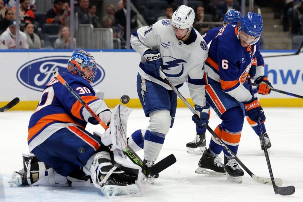 Islanders, Lightning