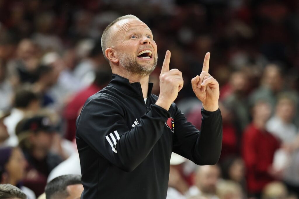 Louisville basketball coach