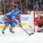 Spencer Knight, Blackhawks, Rangers