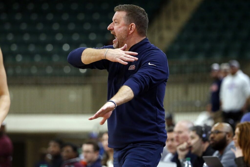 Ole Miss, basketball