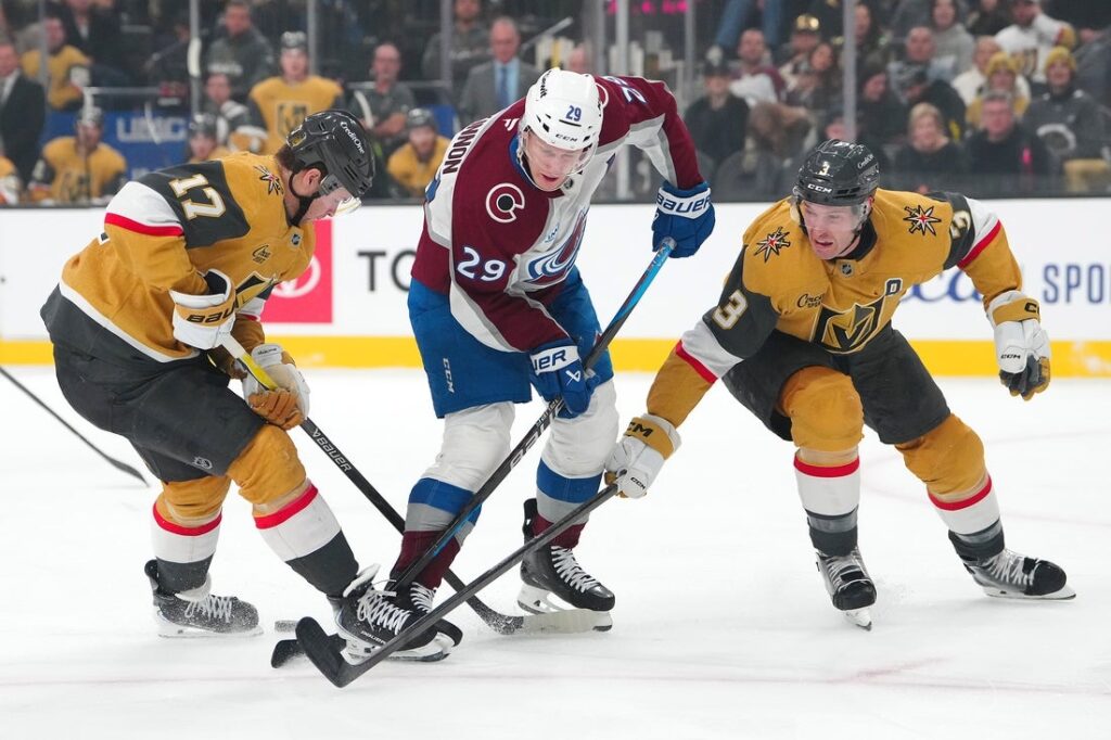 Avalanche, Golden Knights