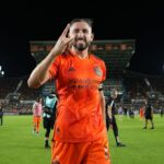 hector herrera dynamo react