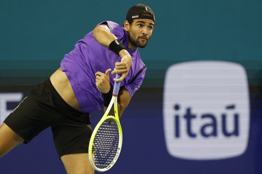 matteo berrettini serve