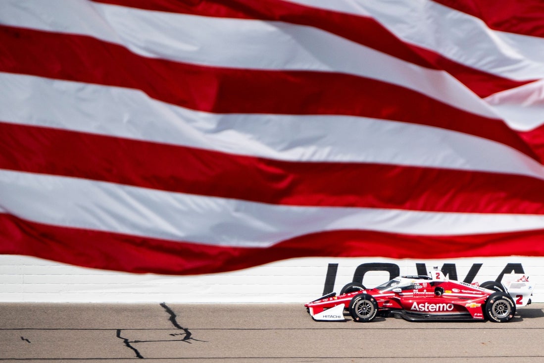 President Trump signs order to bring IndyCar race to D.C.