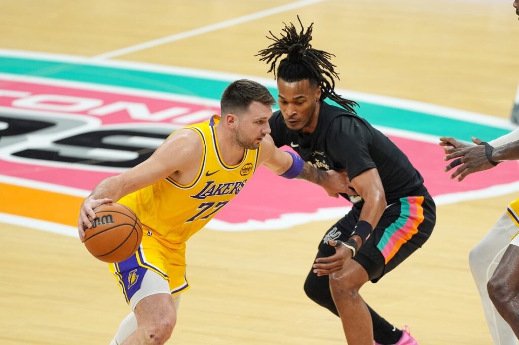 Lakers, Spurs