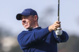 rory mcilroy, pebble beach, tee