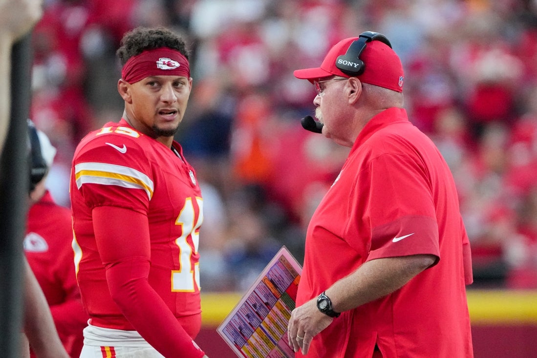 Chiefs save $43M under 2026 cap by adjusting QB Patrick Mahomes ...