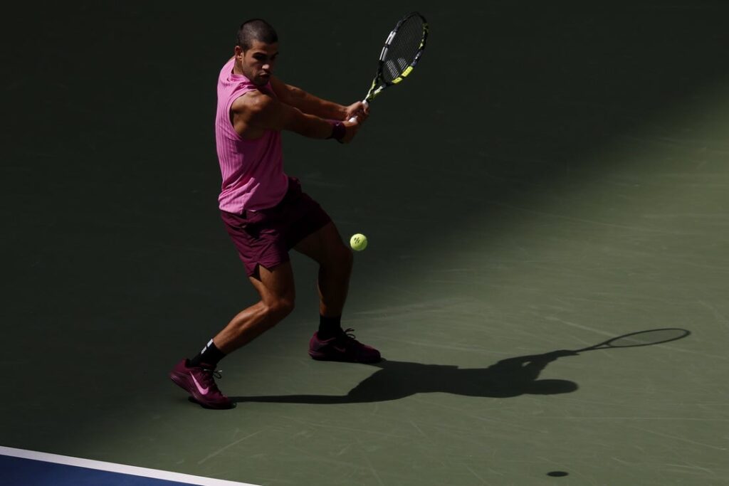 Carlos Alcaraz, backhand