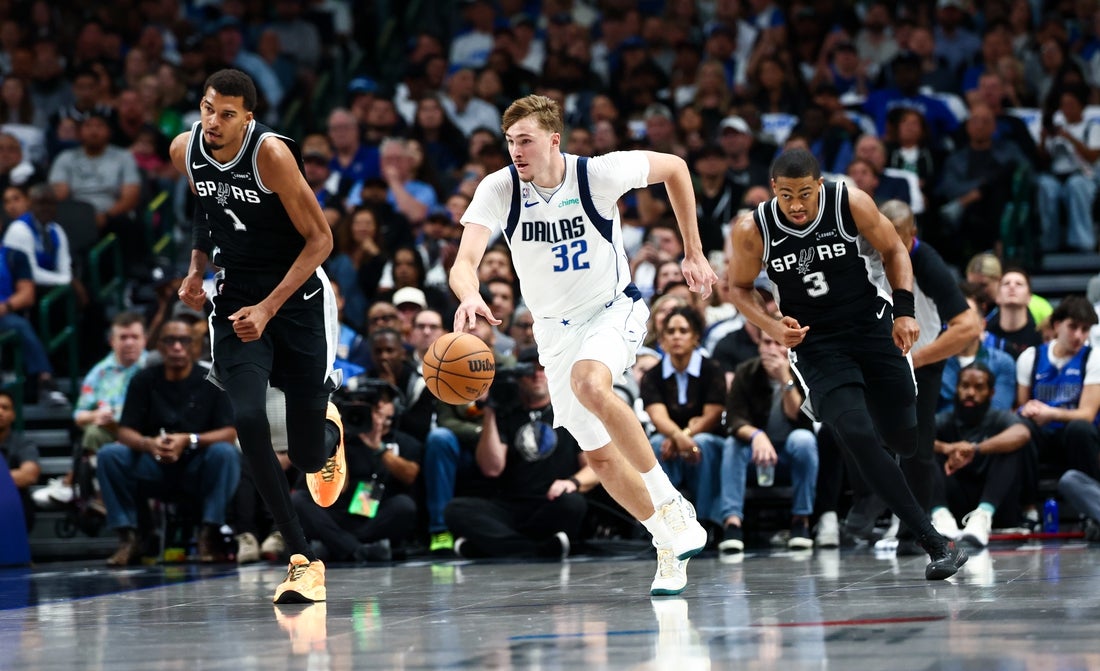 Cooper Flagg's jersey from NBA debut sells for $1M - Field Level Media ...