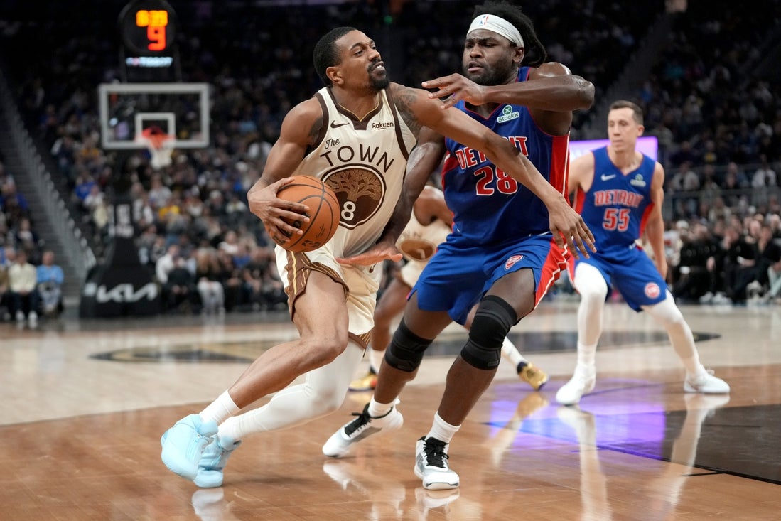 With trade deadline approaching, Warriors work to do their job vs