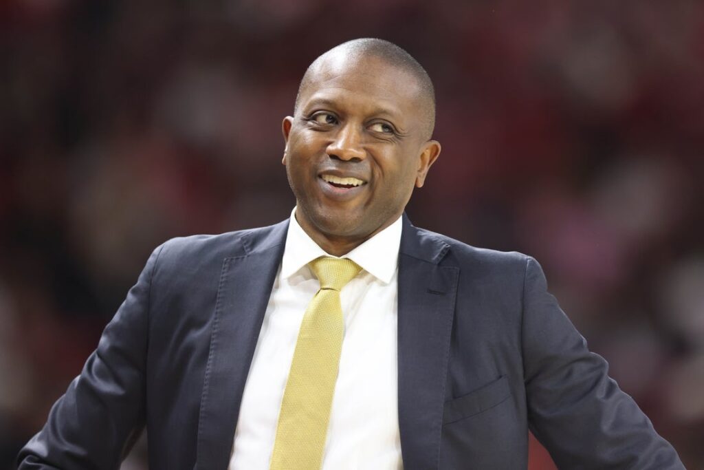 tigers, dennis gates