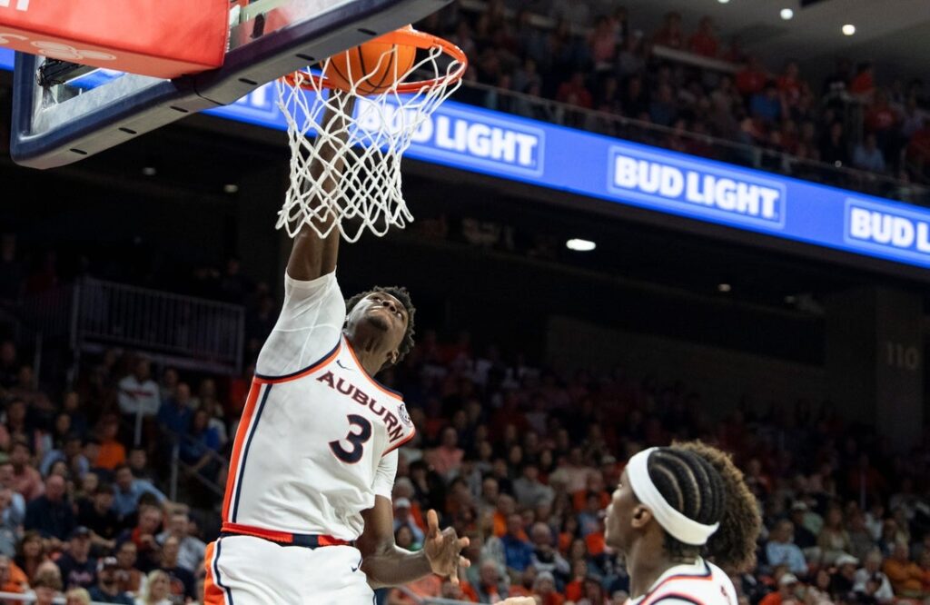 Auburn hopes to work itself off bubble with Oklahoma up next