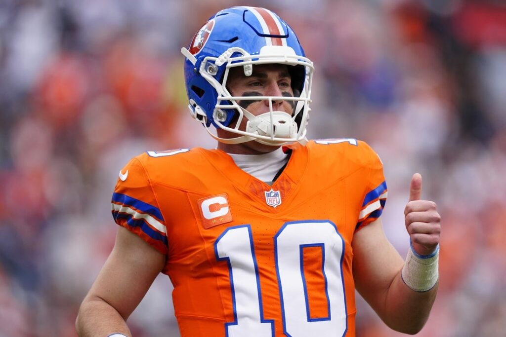 bo nix react broncos