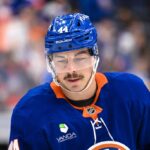 islanders pageau warm