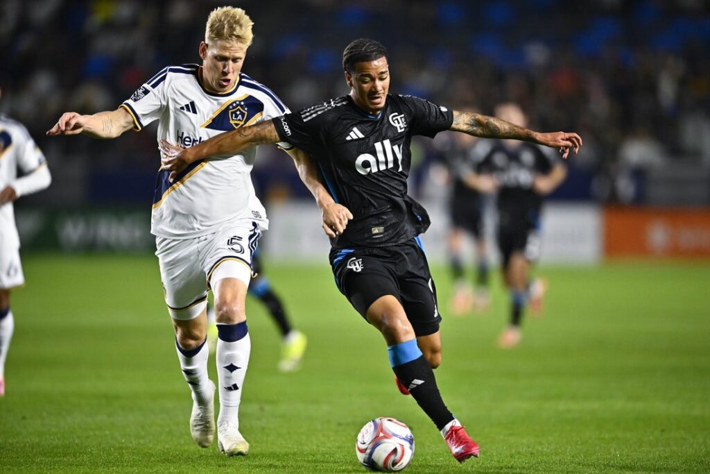 LA Galaxy, Charlotte