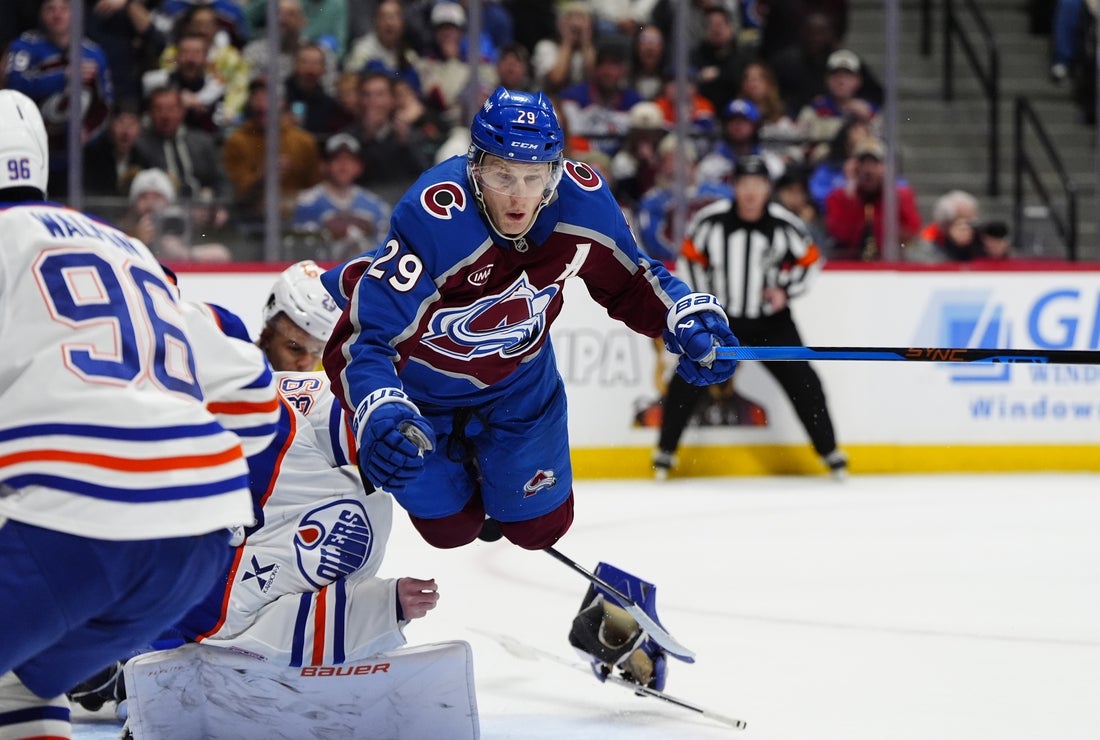 NHL-leading Avs aim to dent Kraken's wild-card aspirations - Field