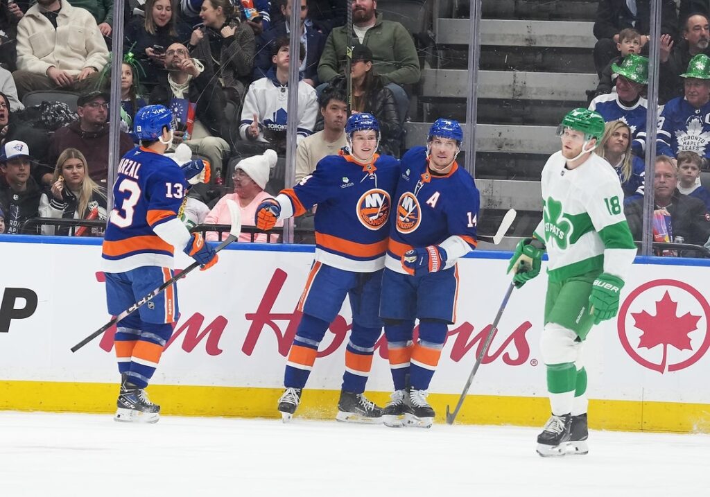 Maple Leafs, Islanders