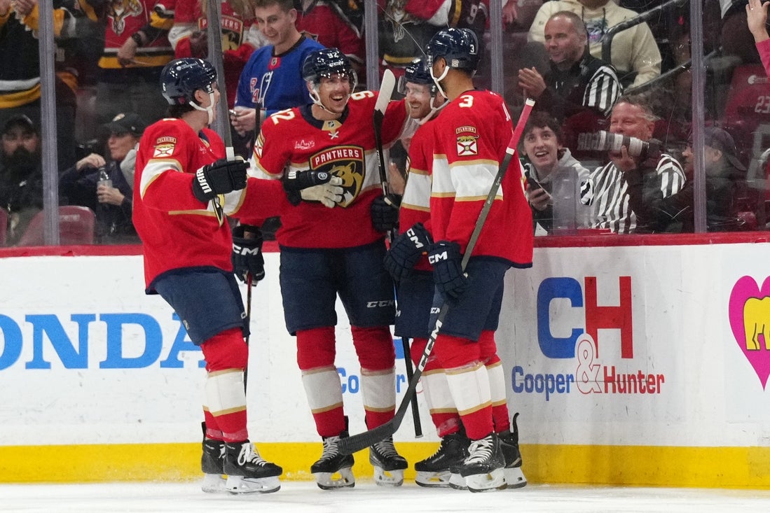 Panthers embark on five-goal first period to wallop Senators - Field ...