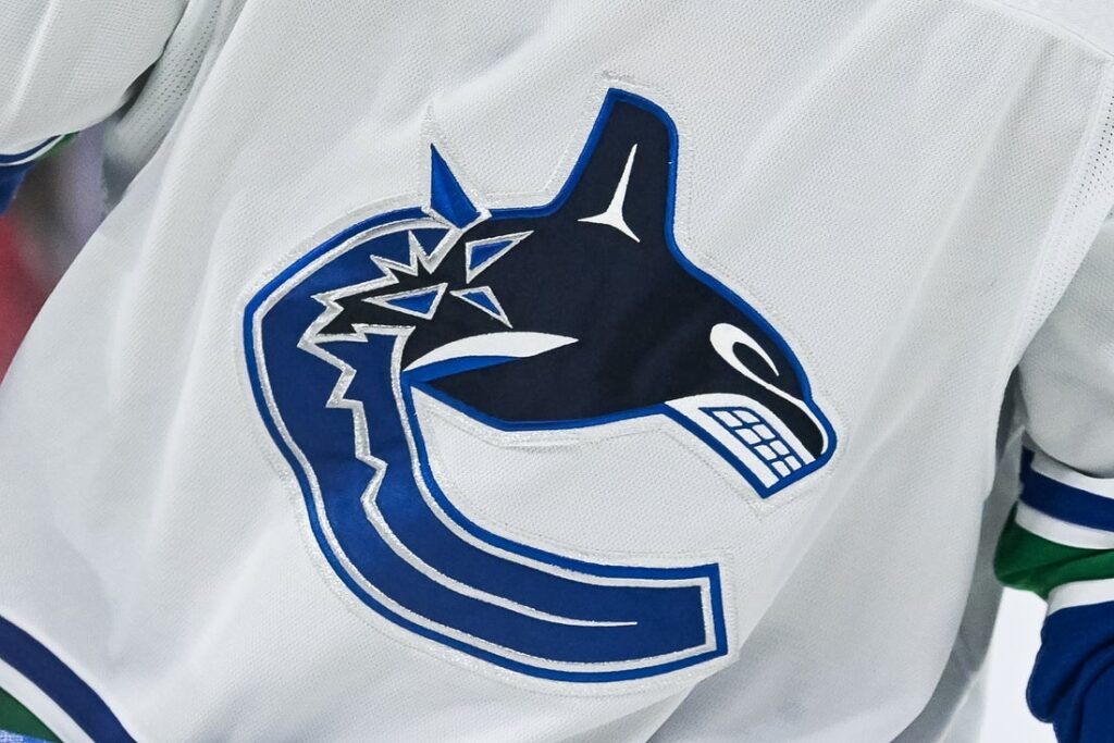 canucks logo