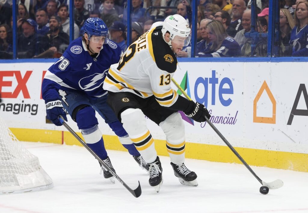 bruins lightning amalie