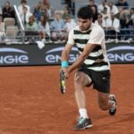 carlos alcaraz paris return