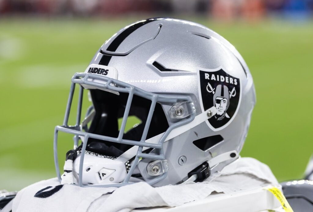 raiders, helmet, view