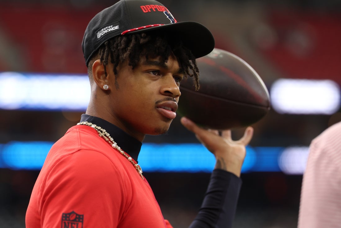 Long Rang View Ryans: Texans taking 'long-range view' with WR Tank Dell's rehab ...