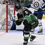 stars lundkvist celebrate