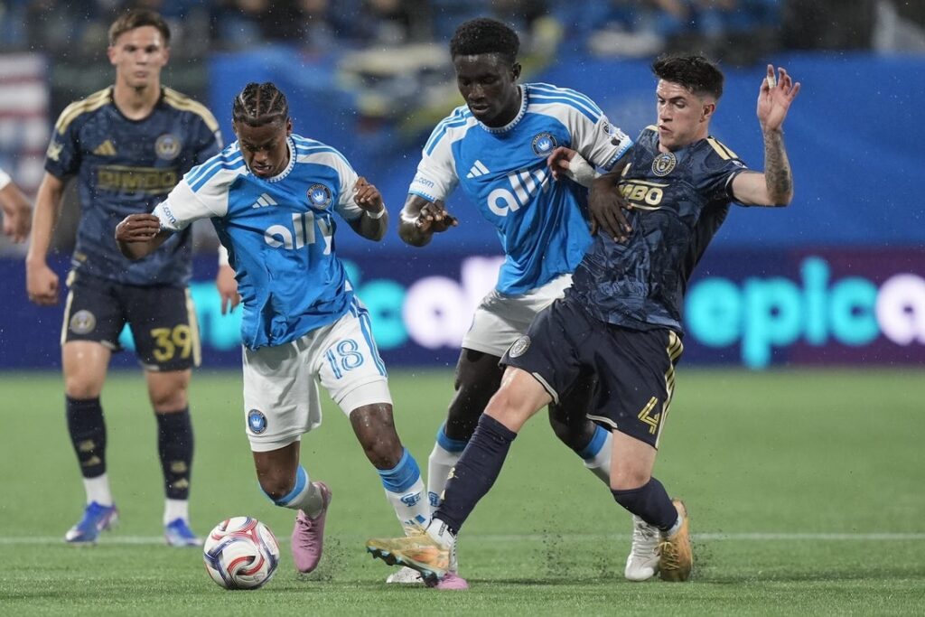 Philadelphia, Charlotte