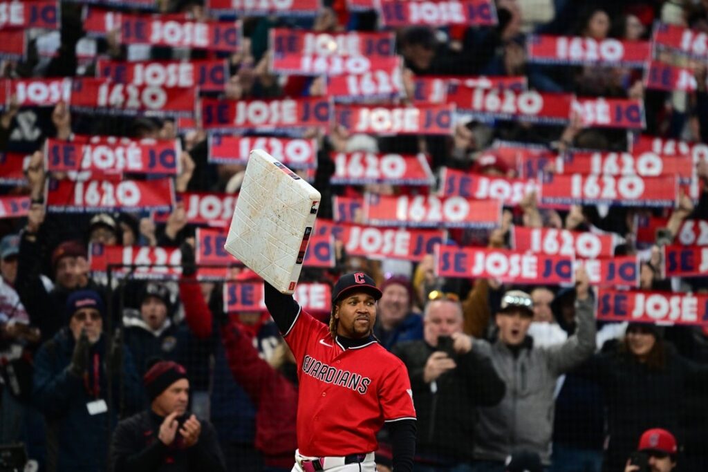 Jose Ramirez, Guardians