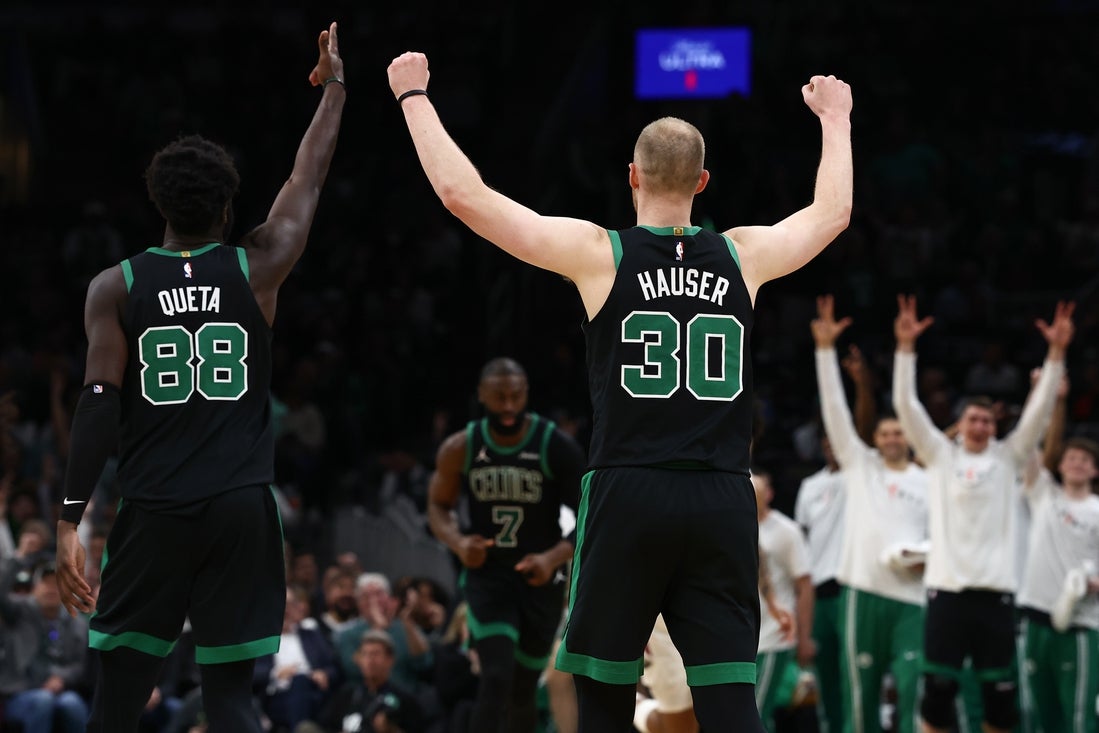 Celtics sink record-tying 29 treys, rip Pelicans to seal No. 2 in