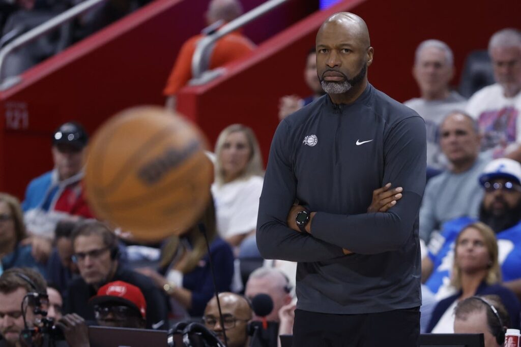 Detroit Pistons coach