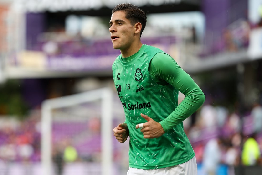 Jul 29, 2023; Orlando, FL, USA; Santos Laguna forward Santiago Munoz (19) warms up before a Leagues Cup match against Orlando City SC at Exploria Stadium. Mandatory Credit: Nathan Ray Seebeck-Imagn Images