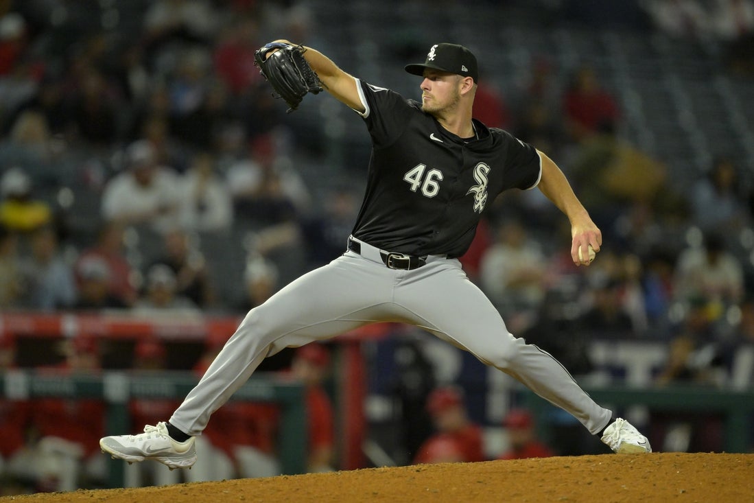 Sep 17, 2024; Anaheim, California, USA; Chicago White Sox relief pitcher Jake Eder (46) delivers to the plate in the eighth inning against the Los Angeles Angels at Angel Stadium. Mandatory Credit: Jayne Kamin-Oncea-Imagn Images