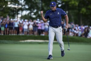 bryson dechambeau crushers