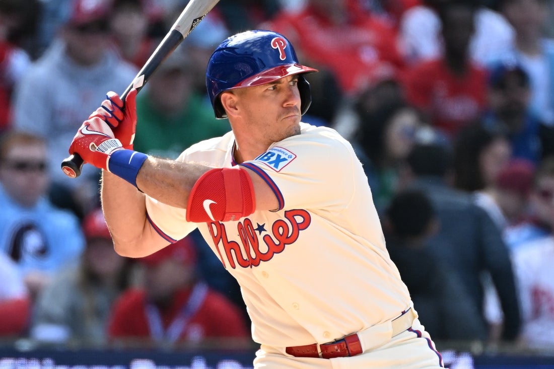 Phillies reinstate C J.T. Realmuto (back) from injured list - Field ...