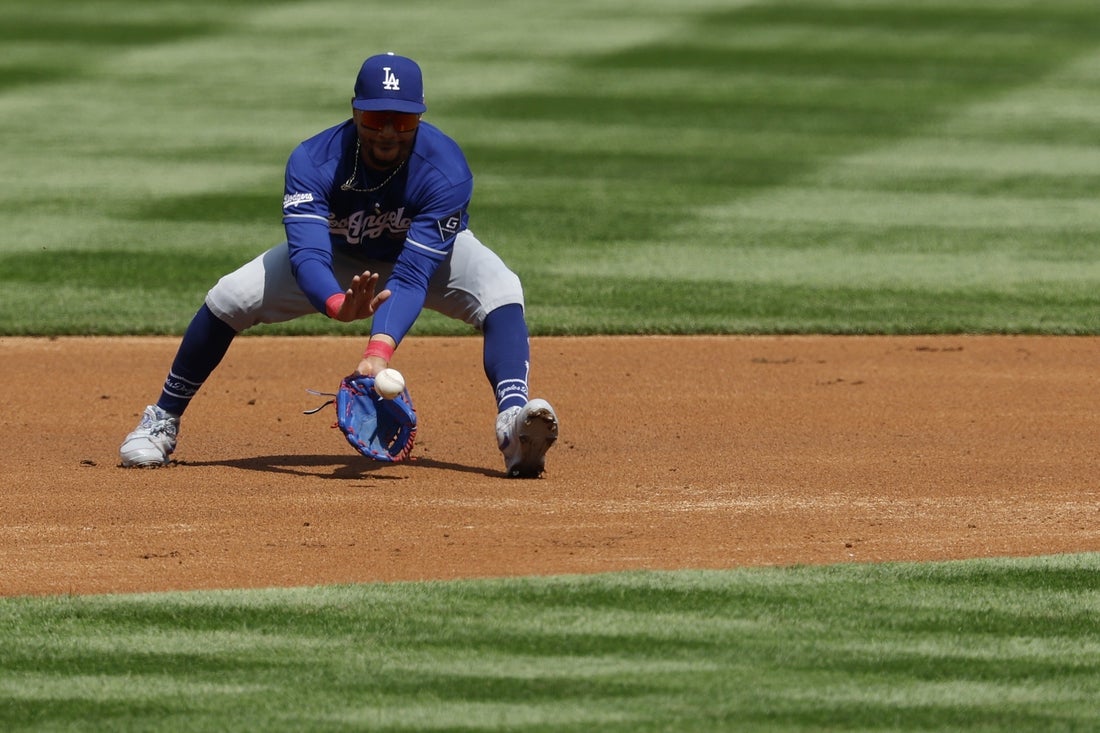 Dodgers activate SS Mookie Betts for series opener vs. Giants