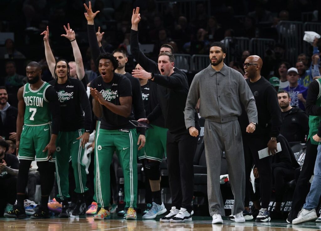 jayson tatum bench