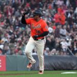 Pirates, Giants