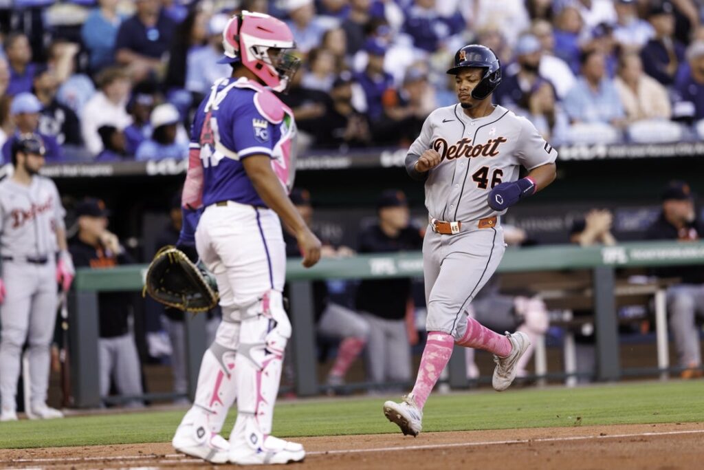 Tigers, Royals