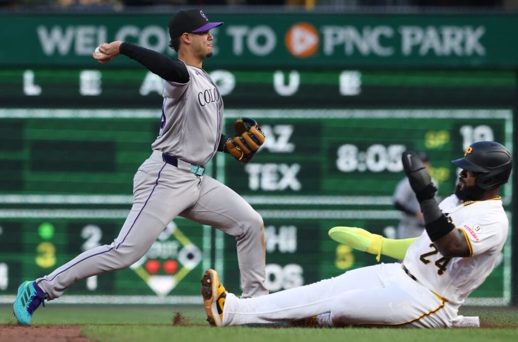Pirates, Rockies
