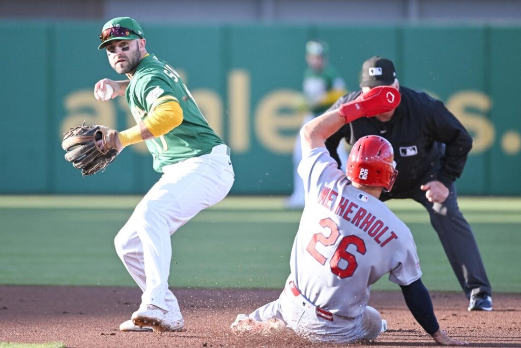 Cardinals, Athletics
