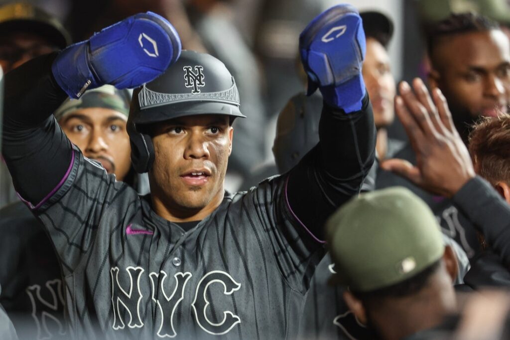 Mets AND Yankees