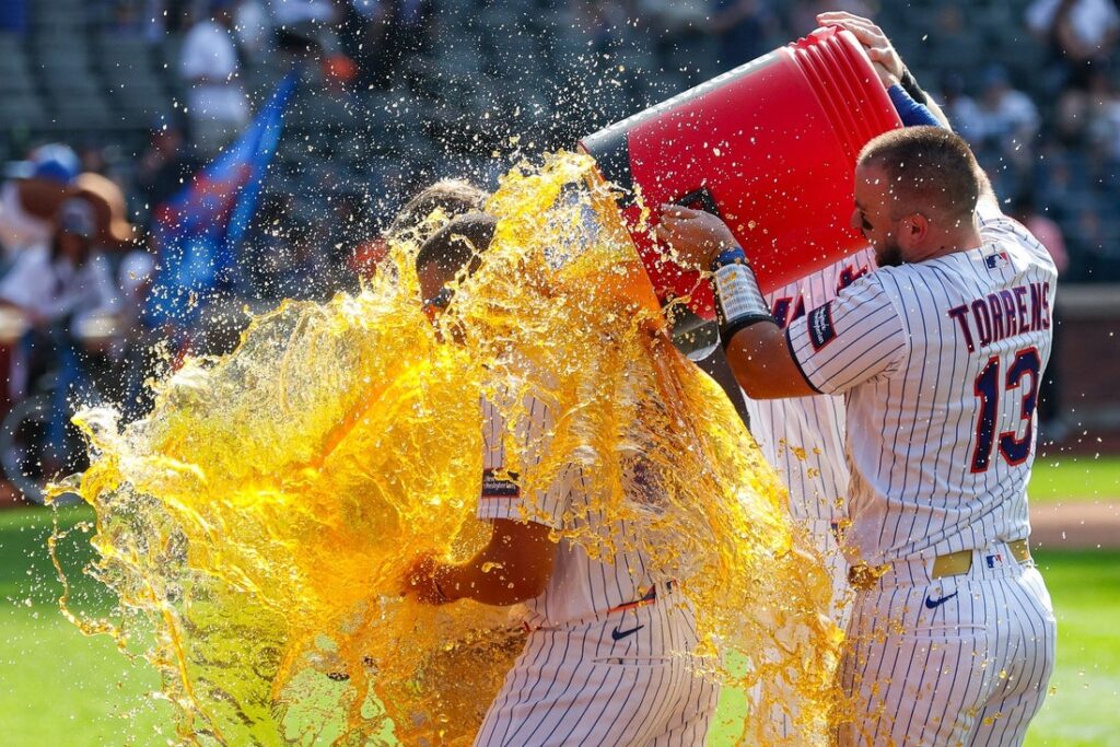 Mets AND Yankees